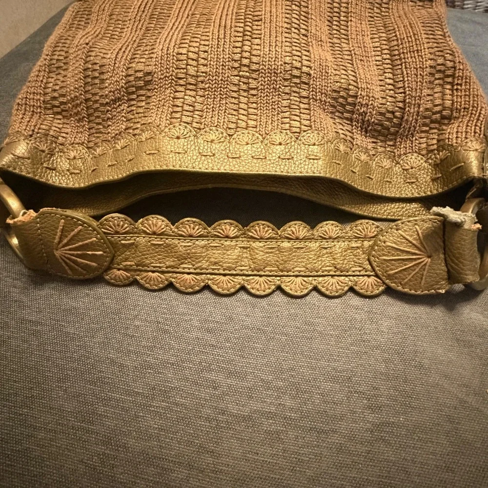 Isabella Fiore Gold Metallic Leather Knit Hobo Bag Scalloped Embroidered Boho